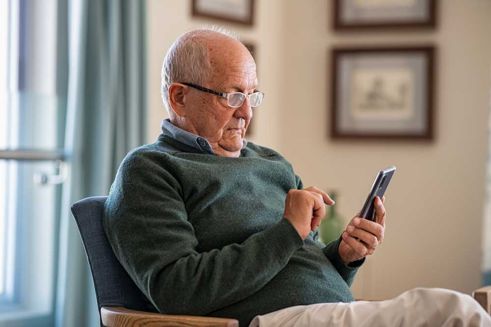 Por que ter um botão de emergência se já tenho um smartphone?